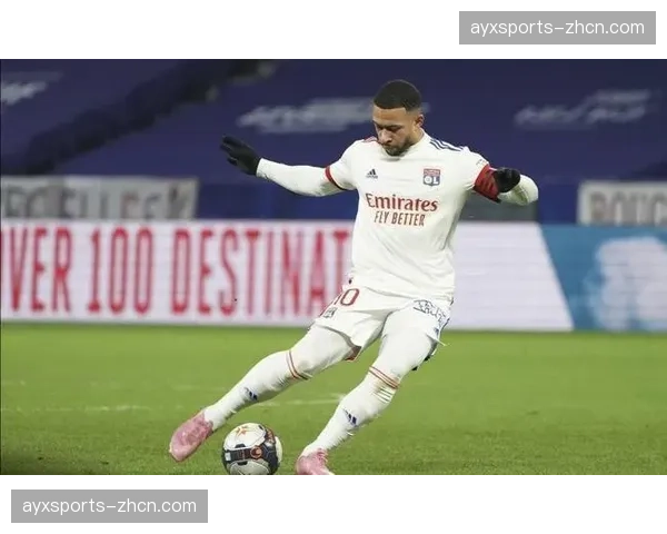 里昂1-1战平摩纳哥，双方门将均贡献关键扑救